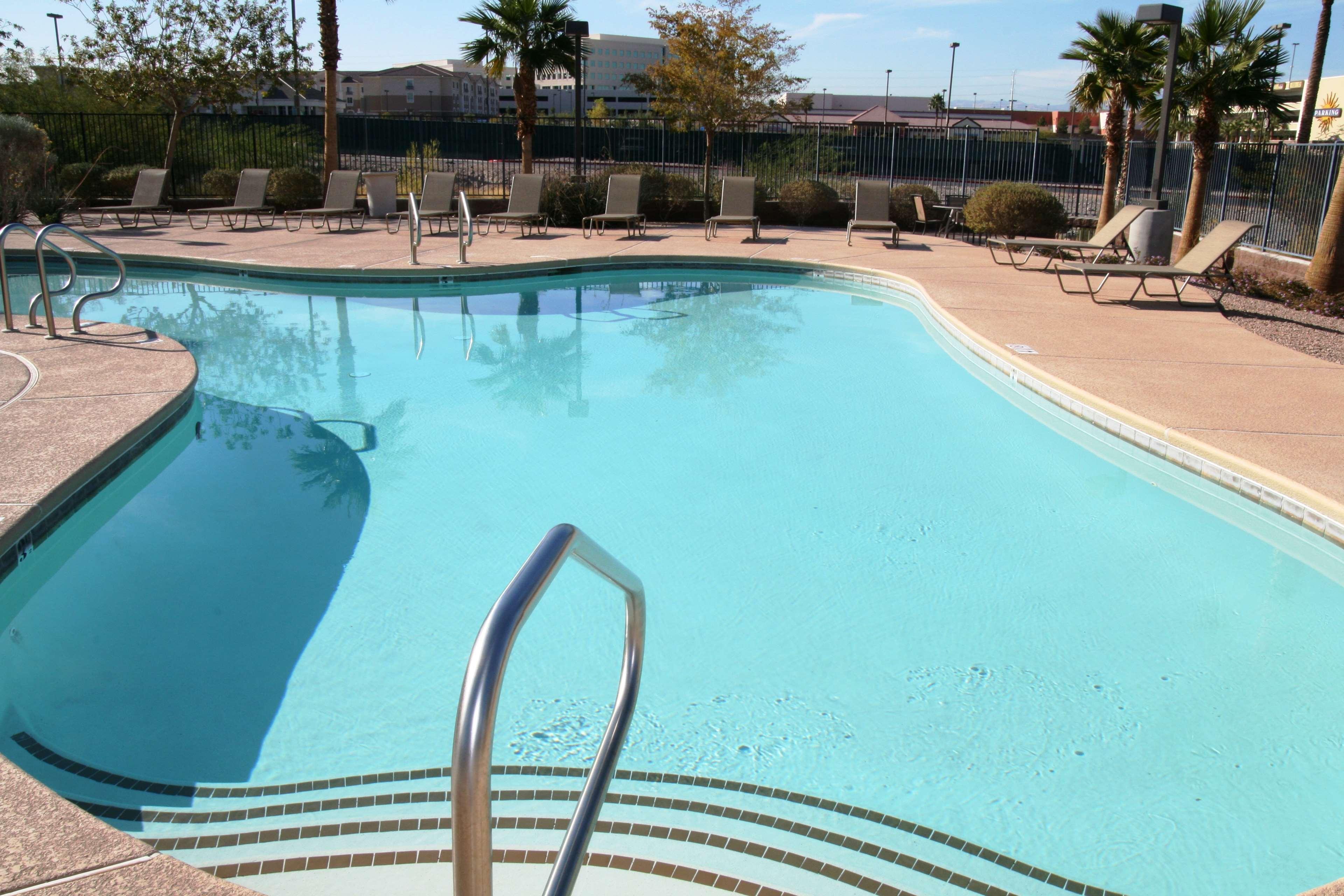 Hampton Inn & Suites Las Vegas-Henderson Экстерьер фото